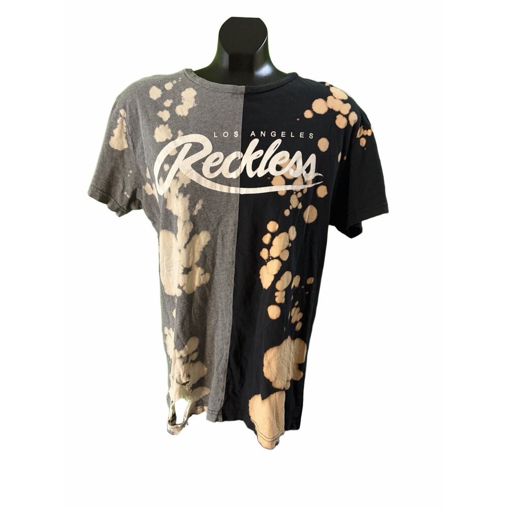 Young & Reckless Split Bleach Distressed Tee Men’s M Streetwear